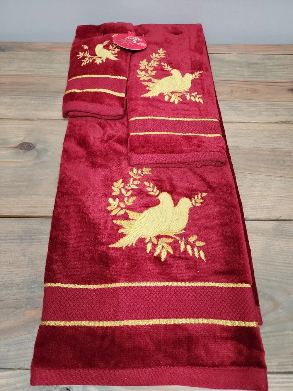 JC Penny Embroidered Partridge Collection Bath Towel/2 Hand Towels Burgandy